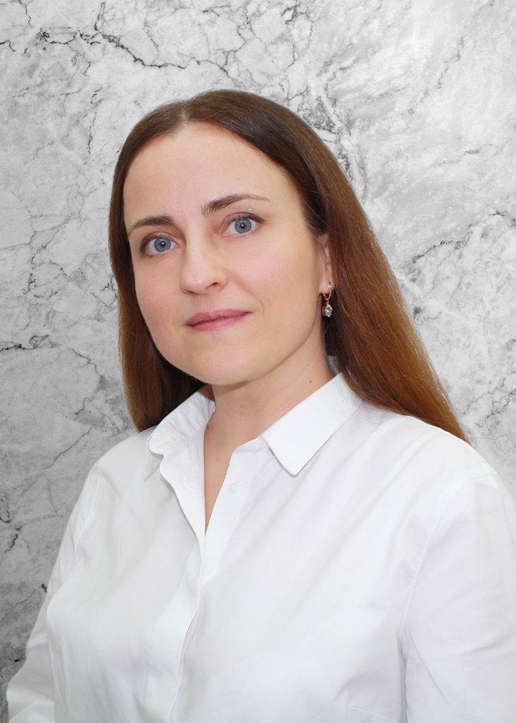Людмила Вапняр